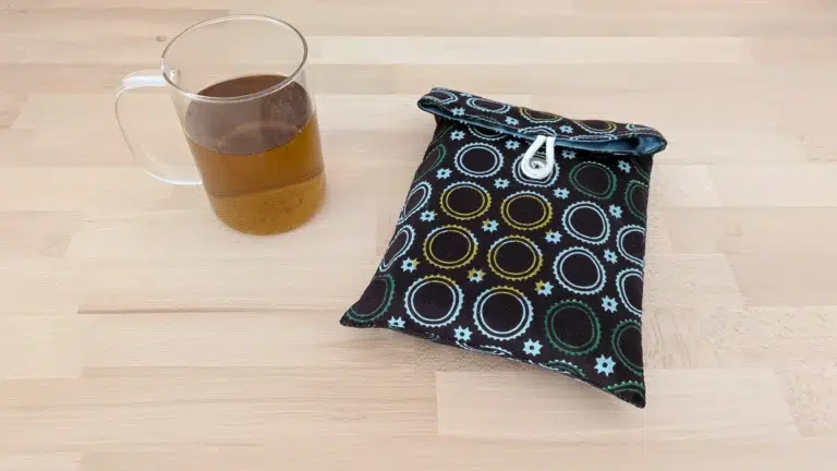 pochette à livre cousue lors d'un atelier couture chez Re Up Circle Nantes