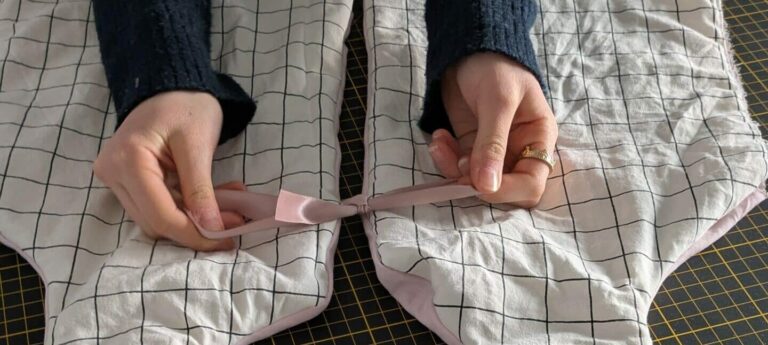 le coton transformé chez Re Up Circle à Nantes: un drap qui devient un gilet sans manche